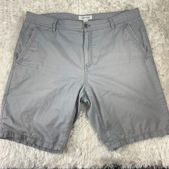 Calvin Klein Grey Cotton Flat Front Shorts  Sz 36 - Picture 1 of 6